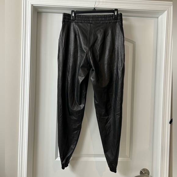 Spanx Faux Leather Jogger Pants Black High Rise Elastic Waist Women’s Sz Medium - Picture 6 of 7